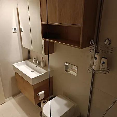 Na Vodi - Waterfront Lux Apartment