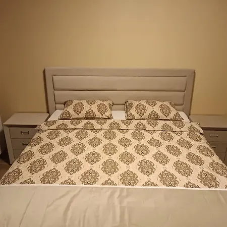 Apartment Na Vodi - Waterfront Lux